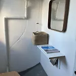 Petit Appartement Parisien